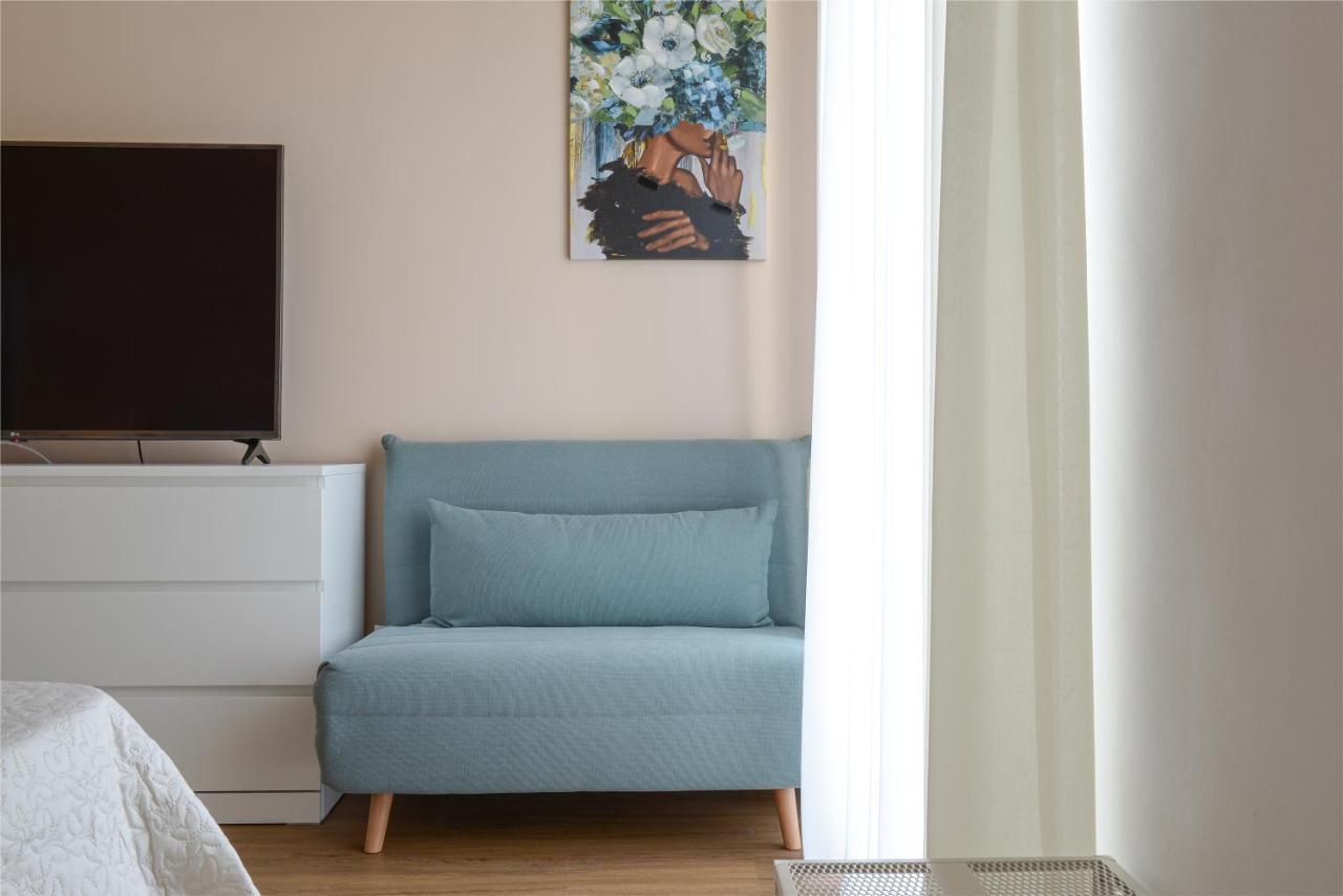 Filomena Chic Apartment Catania Bagian luar foto