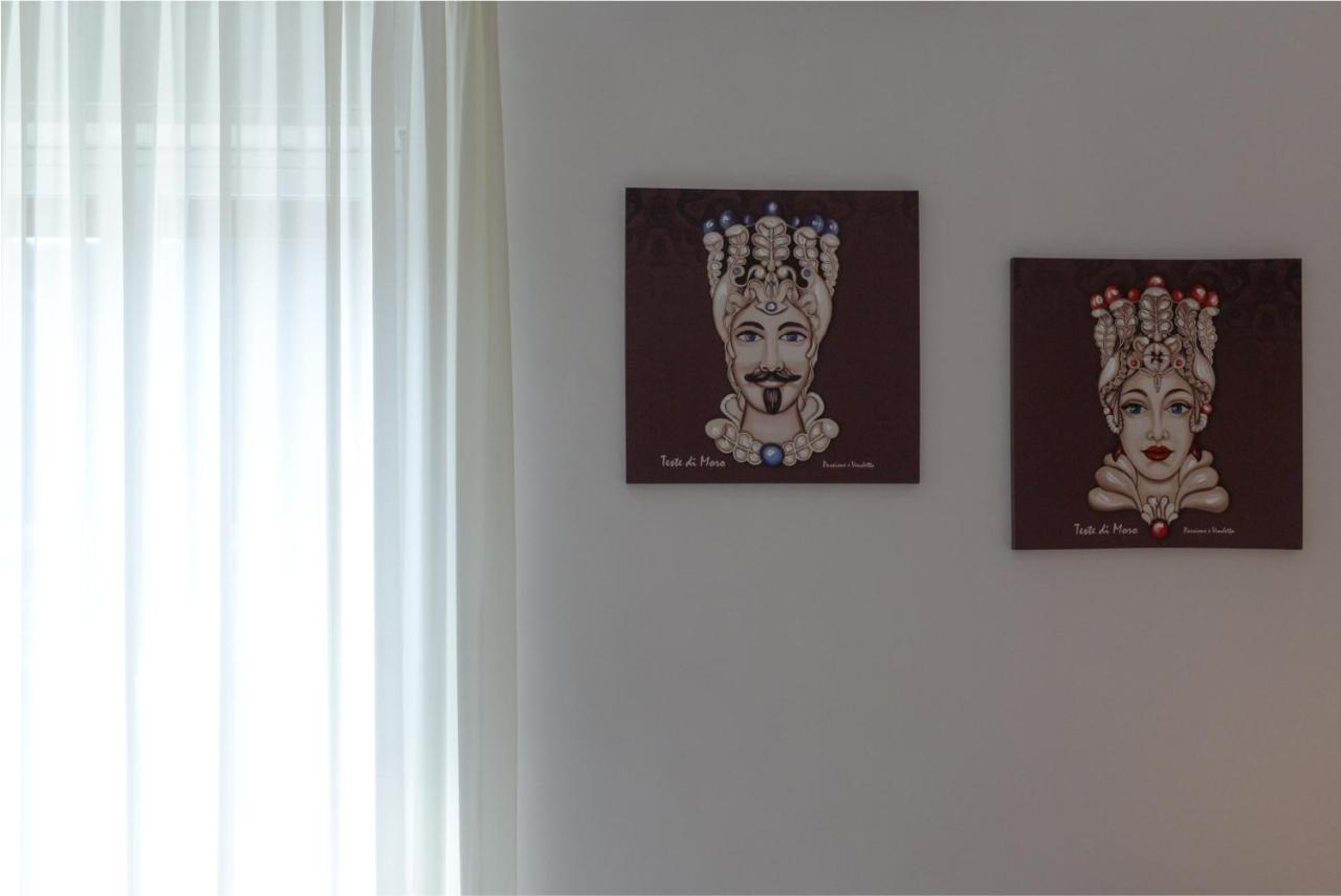 Filomena Chic Apartment Catania Bagian luar foto
