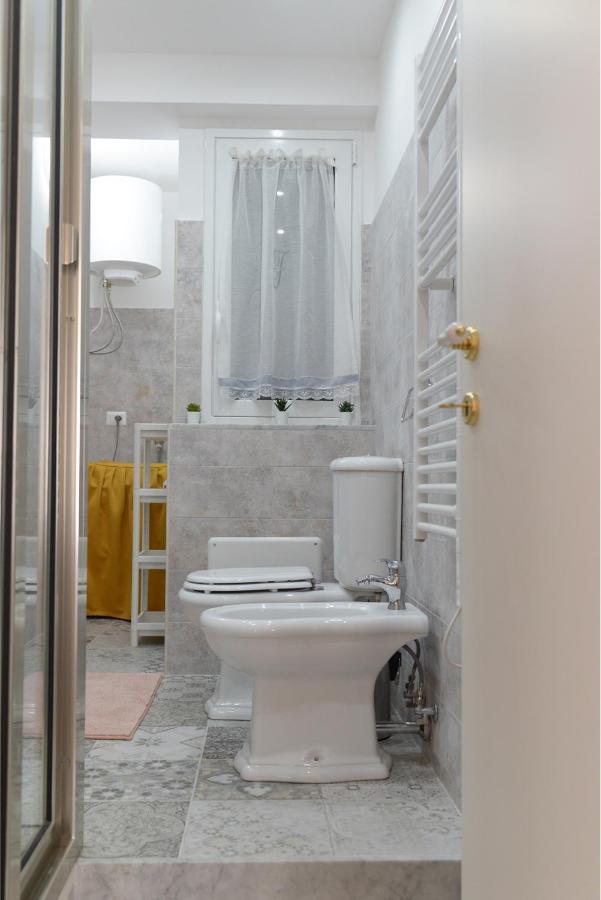 Filomena Chic Apartment Catania Bagian luar foto